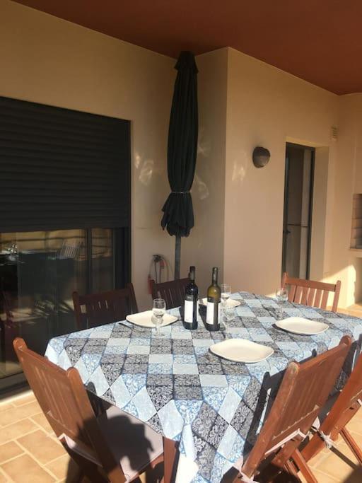 Apartment 3 Bedroom With Pool In *